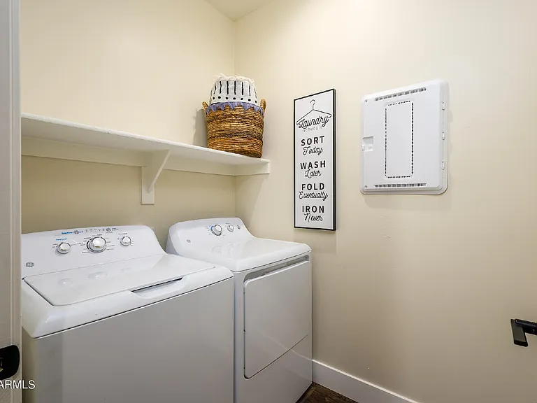 1621 W Medlock Dr — Photo 28