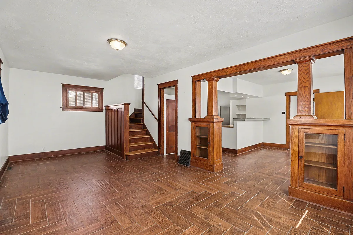 Living Room - 4320 Wakeley St