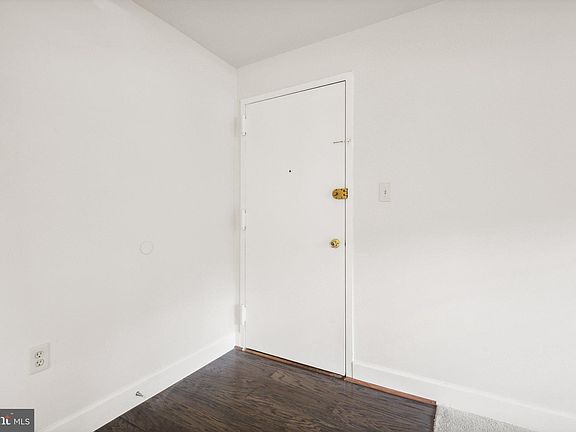 2nd image of 9491 Fairfax Blvd APT 101