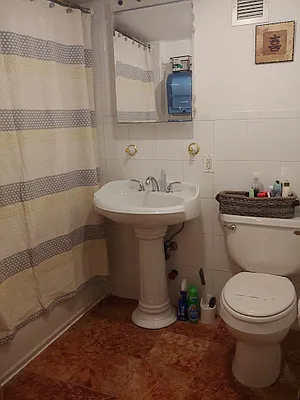 Rented by Brick Real Estate | media 31