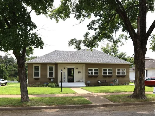 158 Church St, Bonne Terre, MO 63628