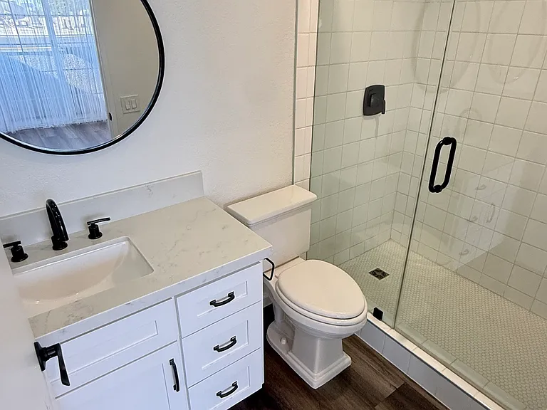 1026 N Croft Ave #103 — Photo 8