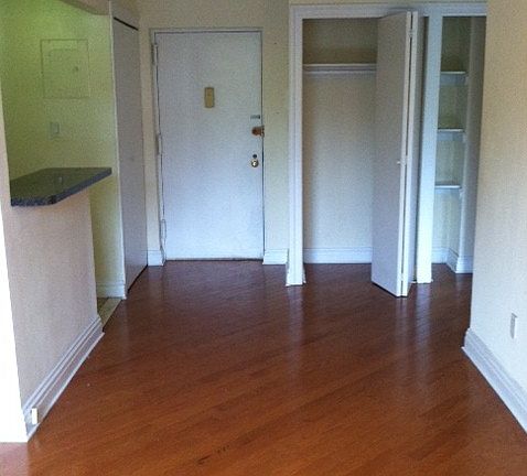 5th image of 1000 Targee St #1