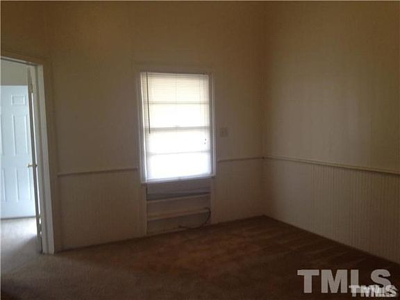 2nd image of 301 New College St