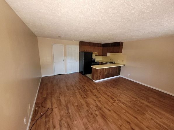 29 Rolling Pines Dr #29