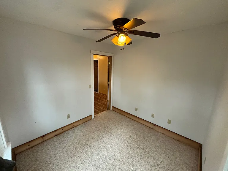 44 Pollard Ave — Photo 8