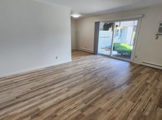 240 W Tuscola St APT 2, Frankenmuth, MI 48734