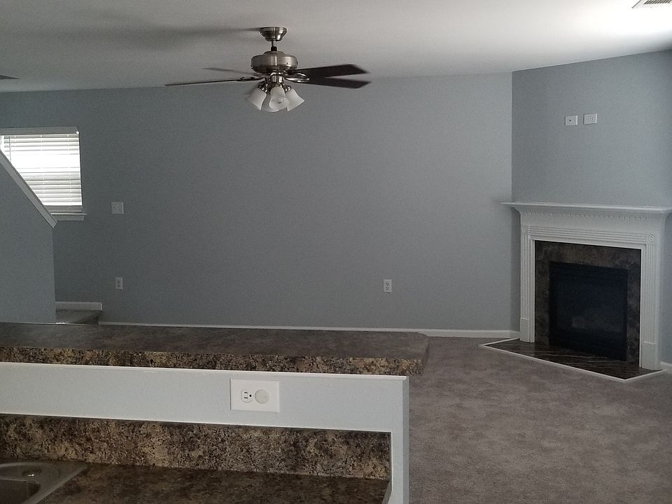 1st image of 832 Brunswick Dr