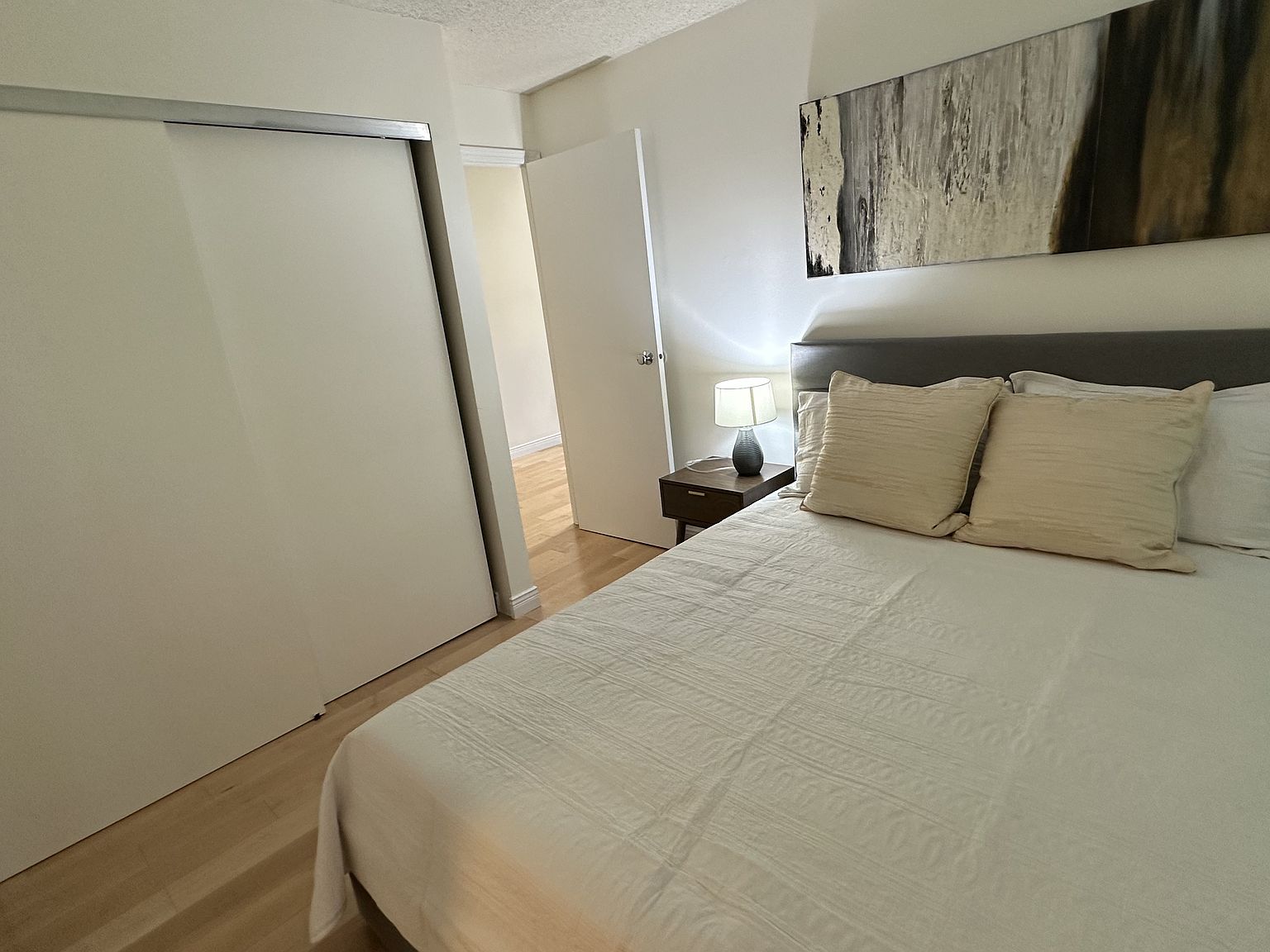 2 bedroom rental in Vancouver — photo 5