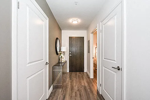 460 A Belmont Ave W #At 460b — Photo 32
