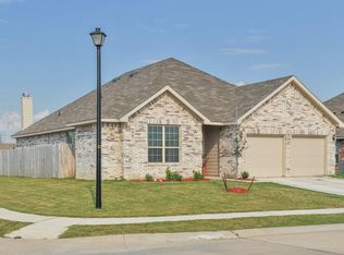 264 Saddlebrook Ln, Waxahachie, TX 75165