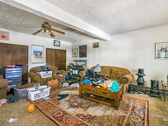 3rd image of 1610 Poplar St