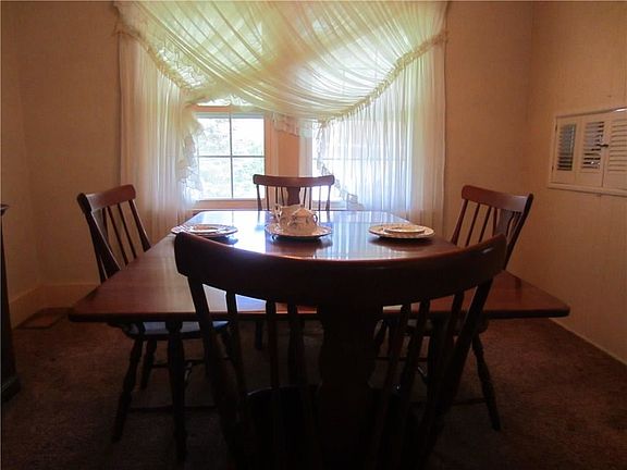 2nd image of 2353 Culver Rd