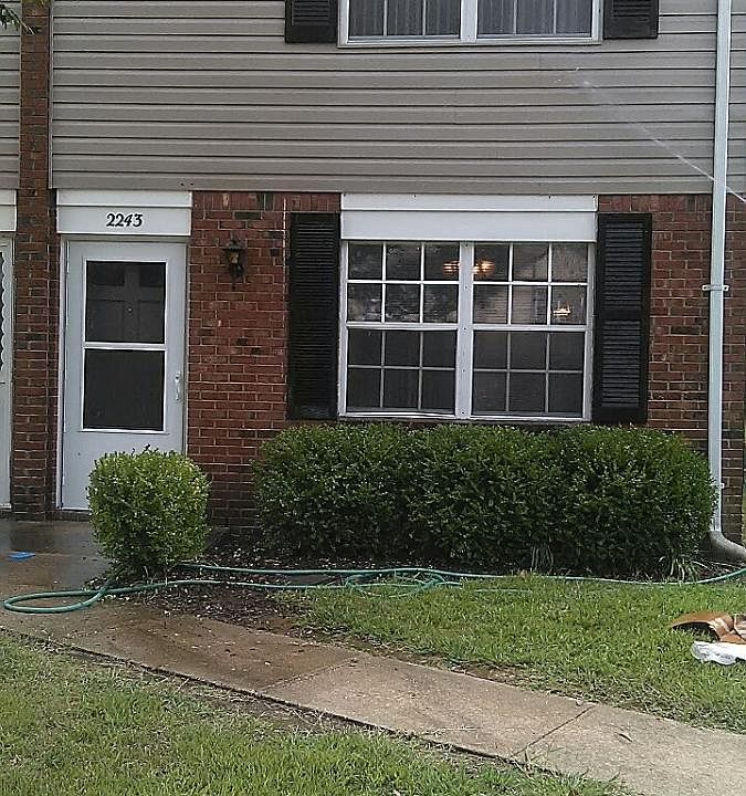 2243 Elon Dr