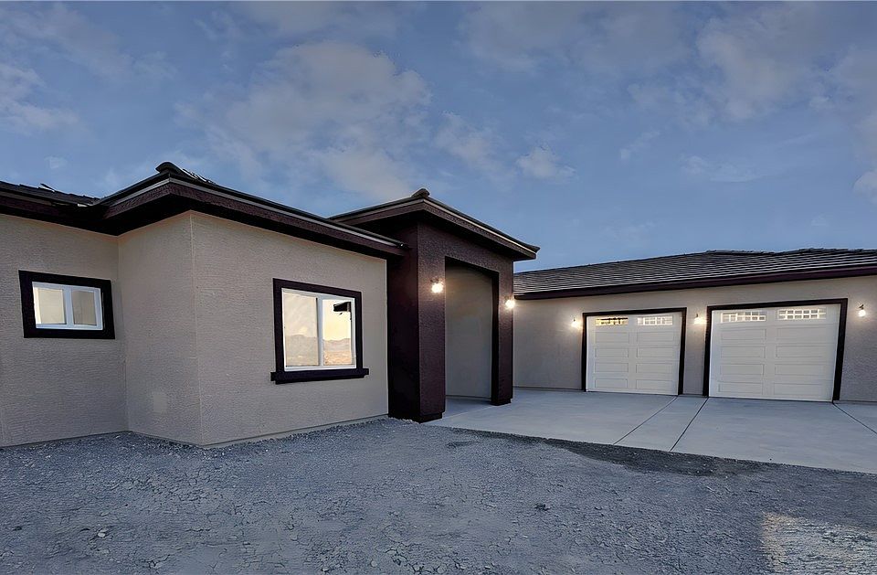 1st image of 2801 W Wisteria Way