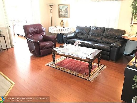 3rd image of 2090 SW 85th Ave