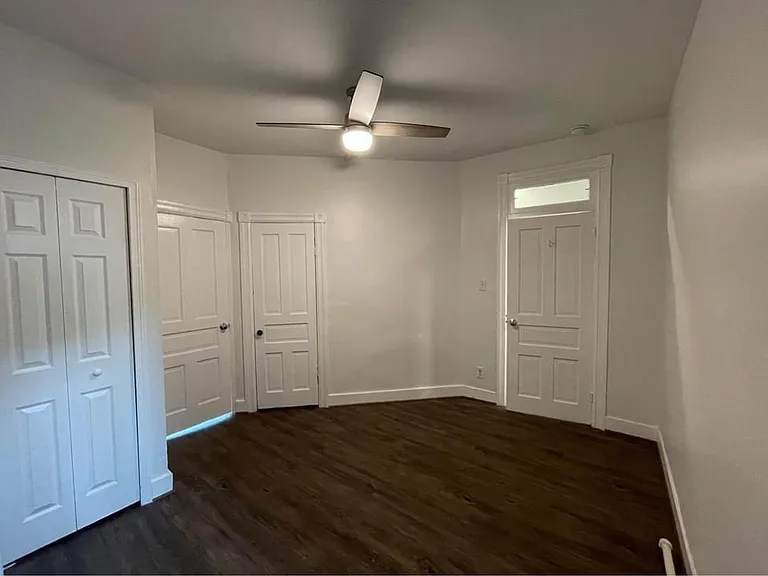 1332 E St NE — Photo 6