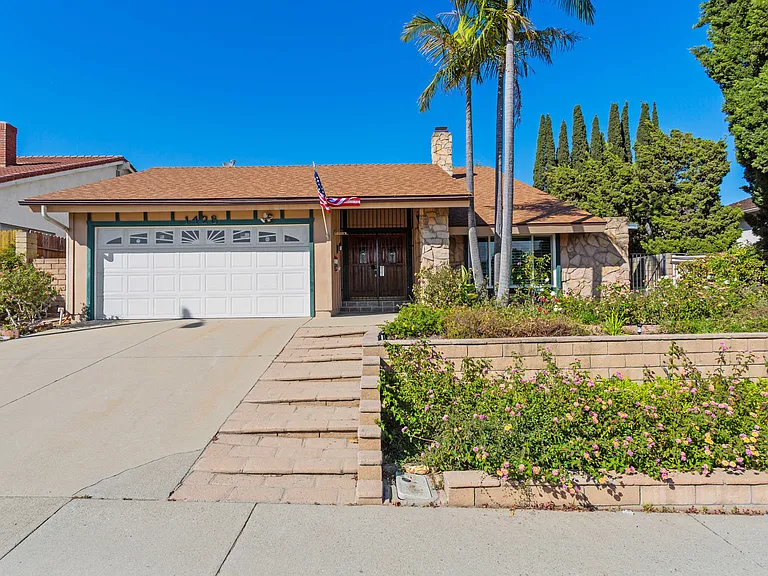 1428 Spruce Tree Dr — Photo 30