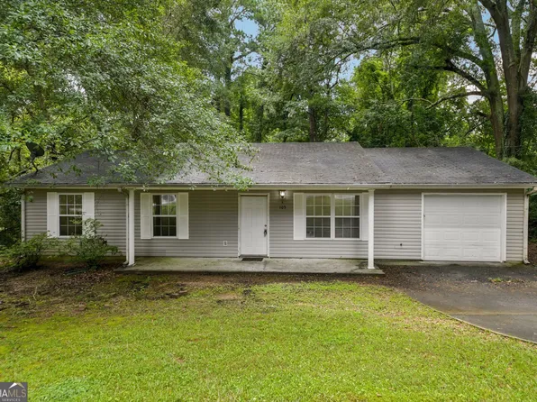 103 N Circle Dr, Ellenwood, GA 30294