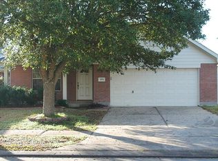 2876 Shallow Brook Ln, Dickinson, TX 77539