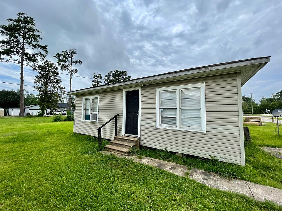 1st image of 485 Old Highway 90 W #31