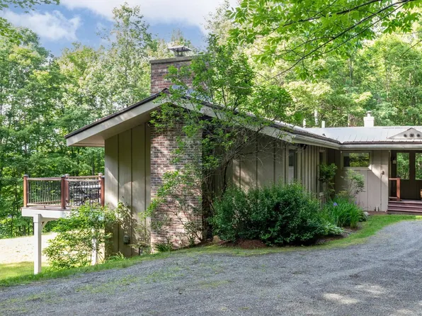 221 Brush Hill Road, Stowe, VT 05672