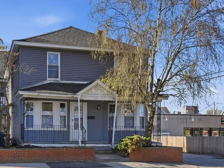 117 Webster St — Photo 29