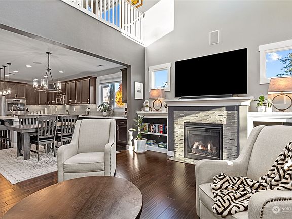 3rd image of 16321 81st Avenue Ct E