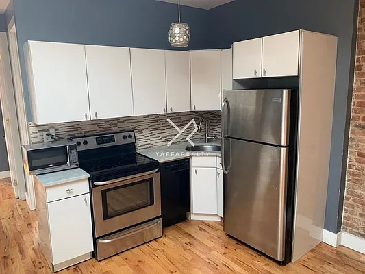 Rented by Yaffa Realty LLC | media 22