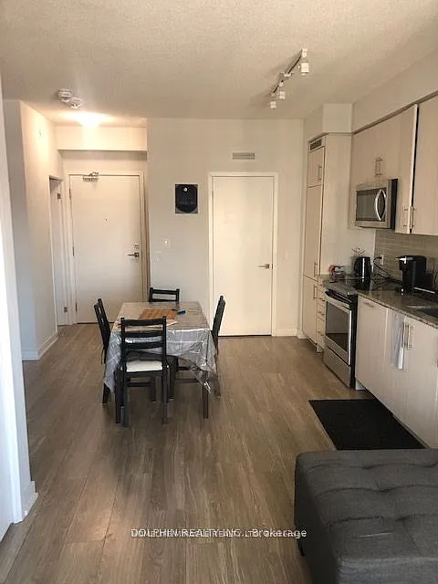 2 bed, $2,400 — Photo 4