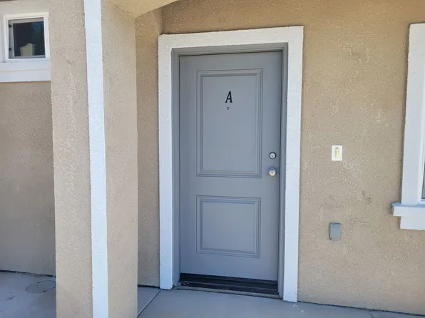 8402 Grandy St, 8402 Grandy #A, Bakersfield, CA 93314