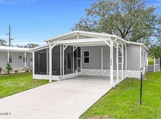 1073 Wren Cir, Barefoot Bay, FL 32976