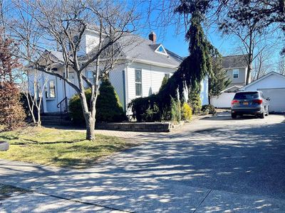 270 Irving Street, Central Islip, NY, 11722