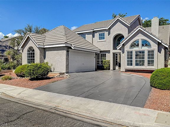 4th image of 2612 Cathedral Ln