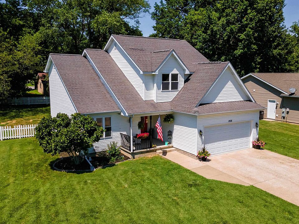 1st image of 2108 W Meadow Ln