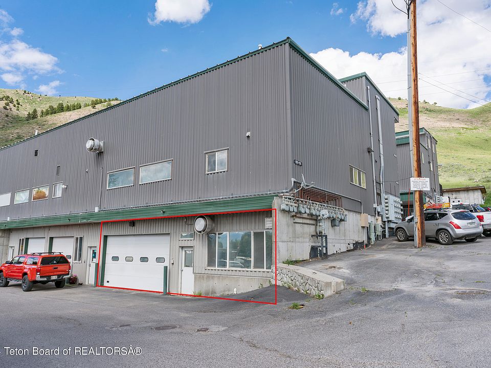 1st image of 555 W Deer Dr #111