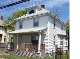10 Covert St, Hempstead, NY 11550