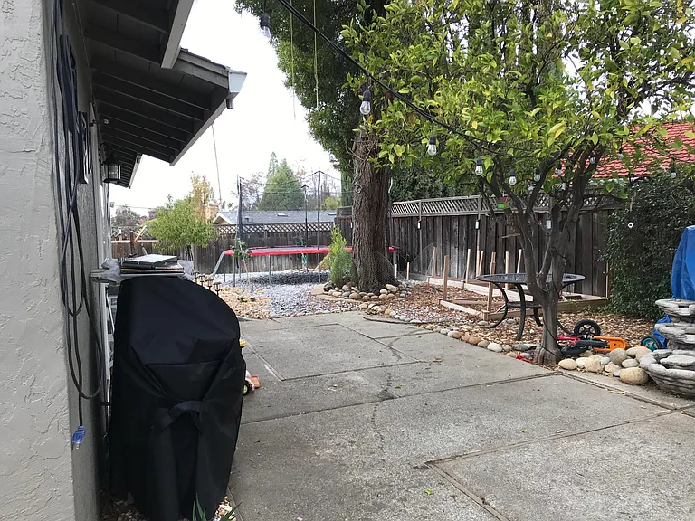 5543 Michigan Blvd — Photo 29