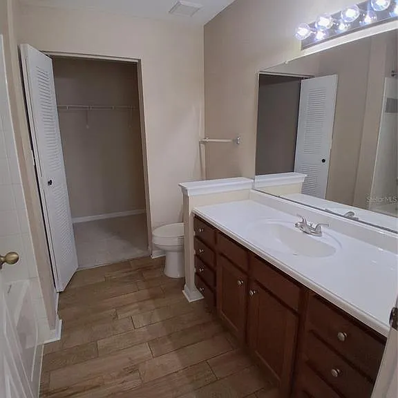 9020 Lake Chase Island Way #9020 — Photo 20