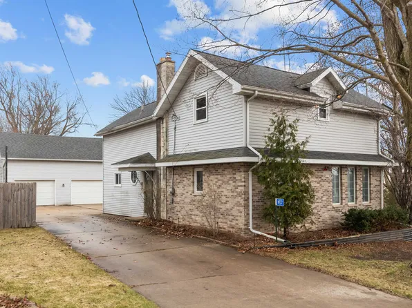 N922 County Road T, Dale, WI 54931