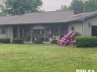 14312 N Woodlawn Ln, Woodlawn, IL 62898