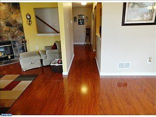 5th image of 309 Wind Ripple Ct