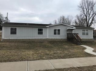 405 S 16th St, Saint Joseph, MO 64501