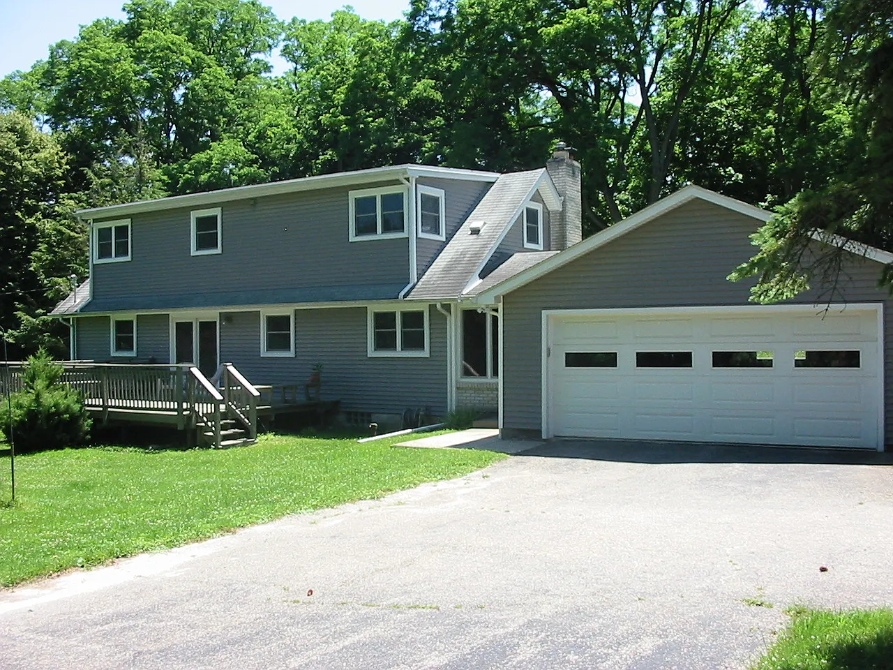 3 bed, 2.5 bath, 1646 sqft, $2,850 — Photo 2