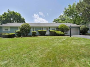 60 Hillhaven Rd, Manchester, NH 03104