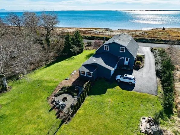 240 Stringtown Road, Ilwaco, WA 98624