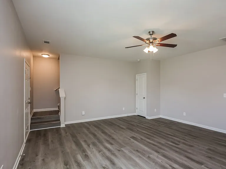 643 Nonsuch Way — Photo 6