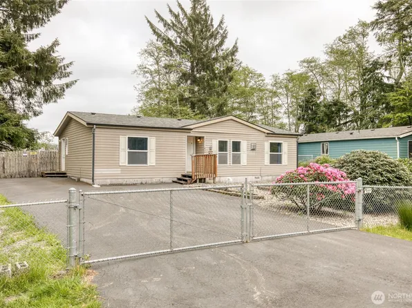 636 Chenois Avenue NE, Ocean Shores, WA 98569