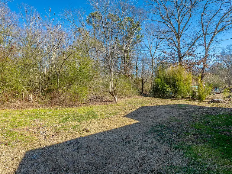1613 N Chester Rd — Photo 22