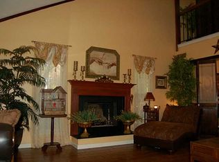 818 Pine Tree Ct, Newport News, VA 23608